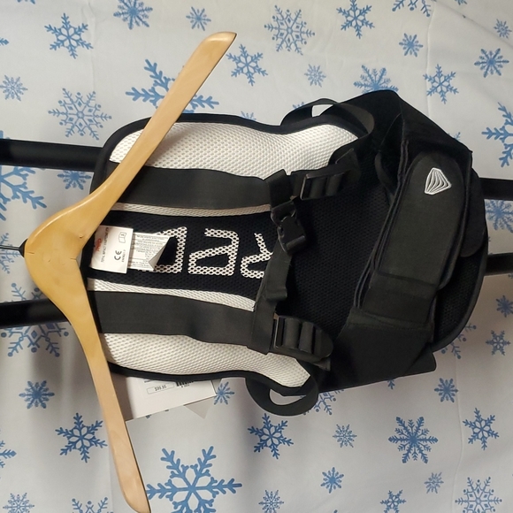 Kids RED Total Impact Waistcoat Back Protector - Picture 4 of 7